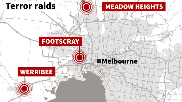 Man arrested over alleged Melbourne New Year's Eve terror plot