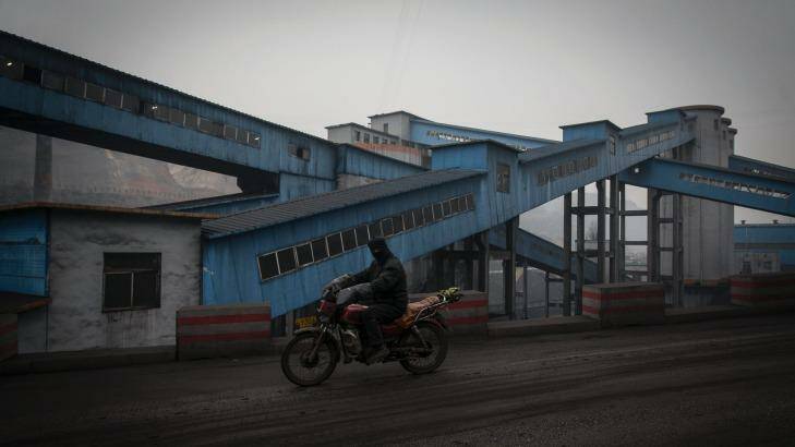 The Xinwu Coal Mine in Shanxi Province, China.  Photo: Qilai Shen