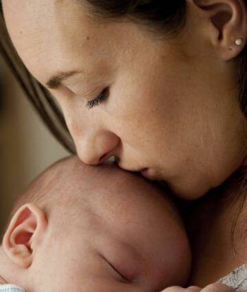 Women with low oxytocin levels are likely to have difficulty bonding with their babies. 