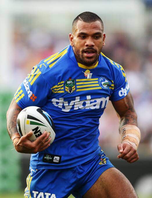 SYDNEY, AUSTRALIA - MARCH 29: Manu Ma'u of the Eels runs with the ball during the round four NRL match between the Parramatta Eels and the Penrith Panthers at Pirtek Stadium on March 29, 2014 in Sydney, Australia. (Photo by Matt King/Getty Images)