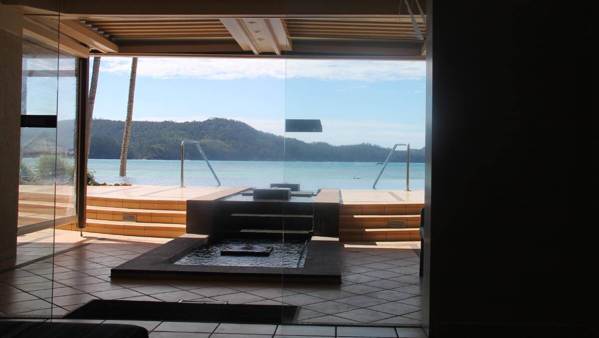 Absolute waterfront … from the Beach Club lounge.