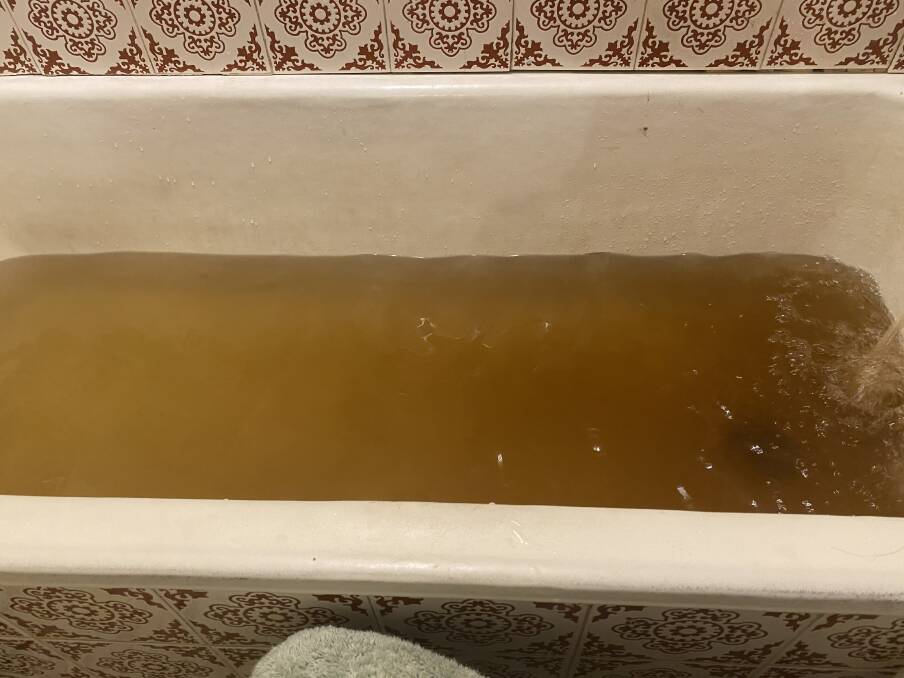 A bathtub full of Yass tap water. Picture: Vegas James