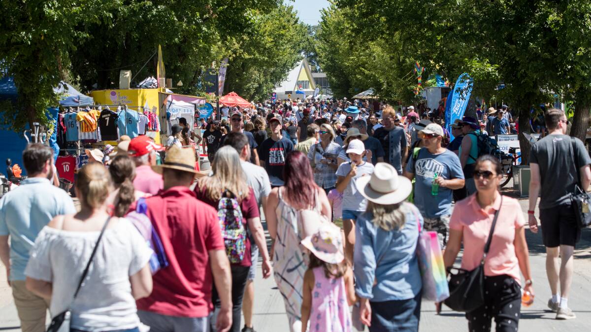 Health experts have said large crowds at venues are to be avoided in order to stop the spread of community transmission. Picture: Dion Georgopoulos