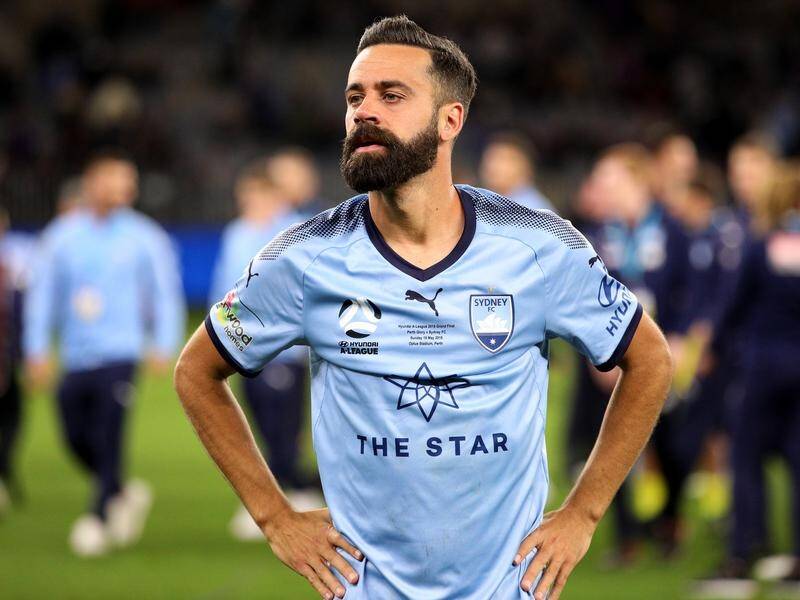 Retiring Sydney FC champion Alex Brosque has urged the A-League to abandon the finals system.