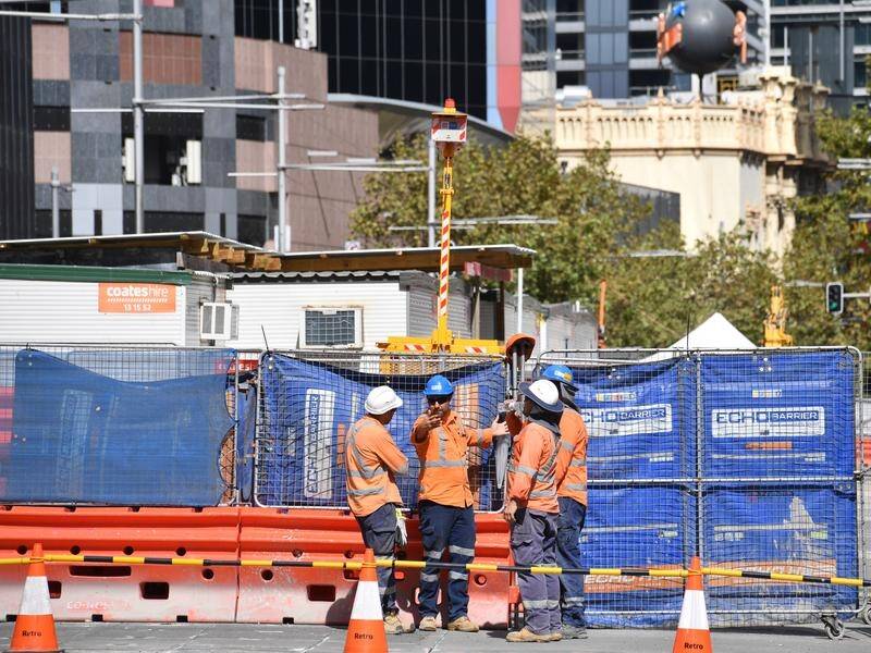 Publicans along Sydney's George St are furious at the blowout time for the light rail's completion.
