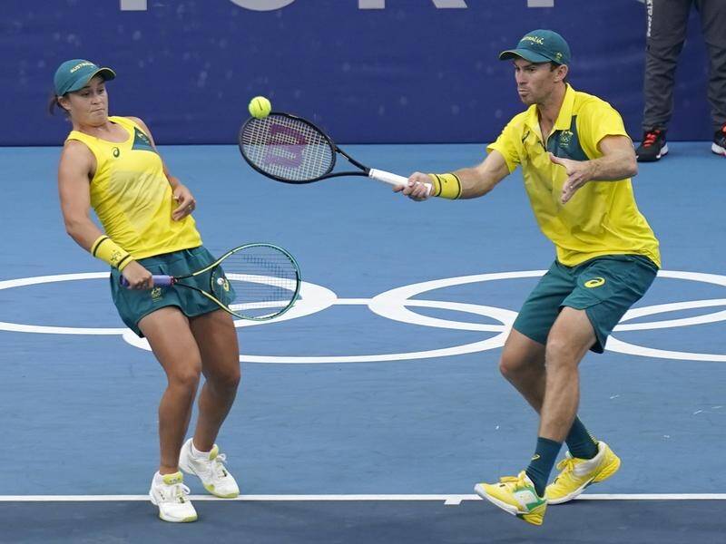 Australia's Ash Barty and John Peers have won the Olympic bronze medal for mixed doubles tennis.